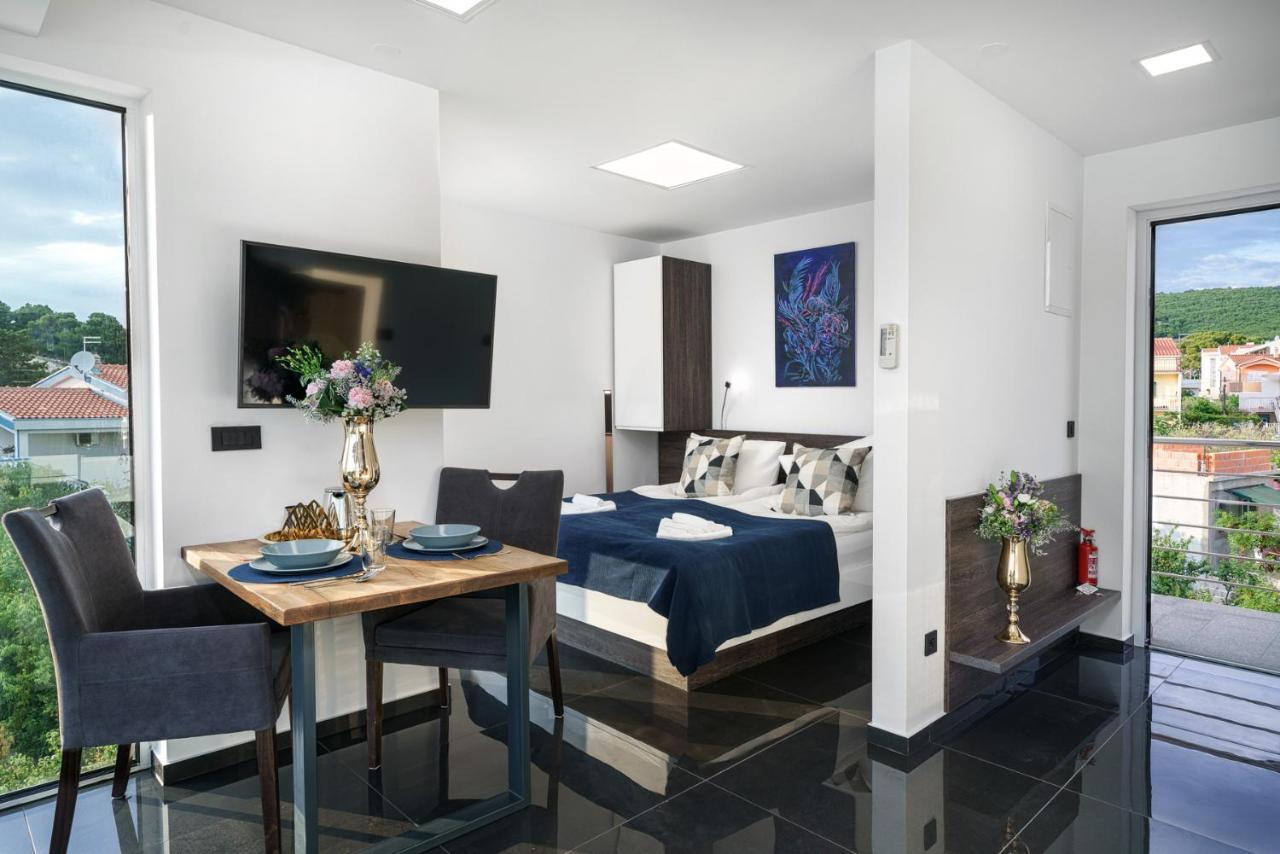 Alexandra Apartments Tribalj Eksteriør billede